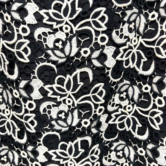 Talbots Lace Pencil Skirt, Black and White, Floral, Lined, Floral, Size 4 - Picture 2 of 8